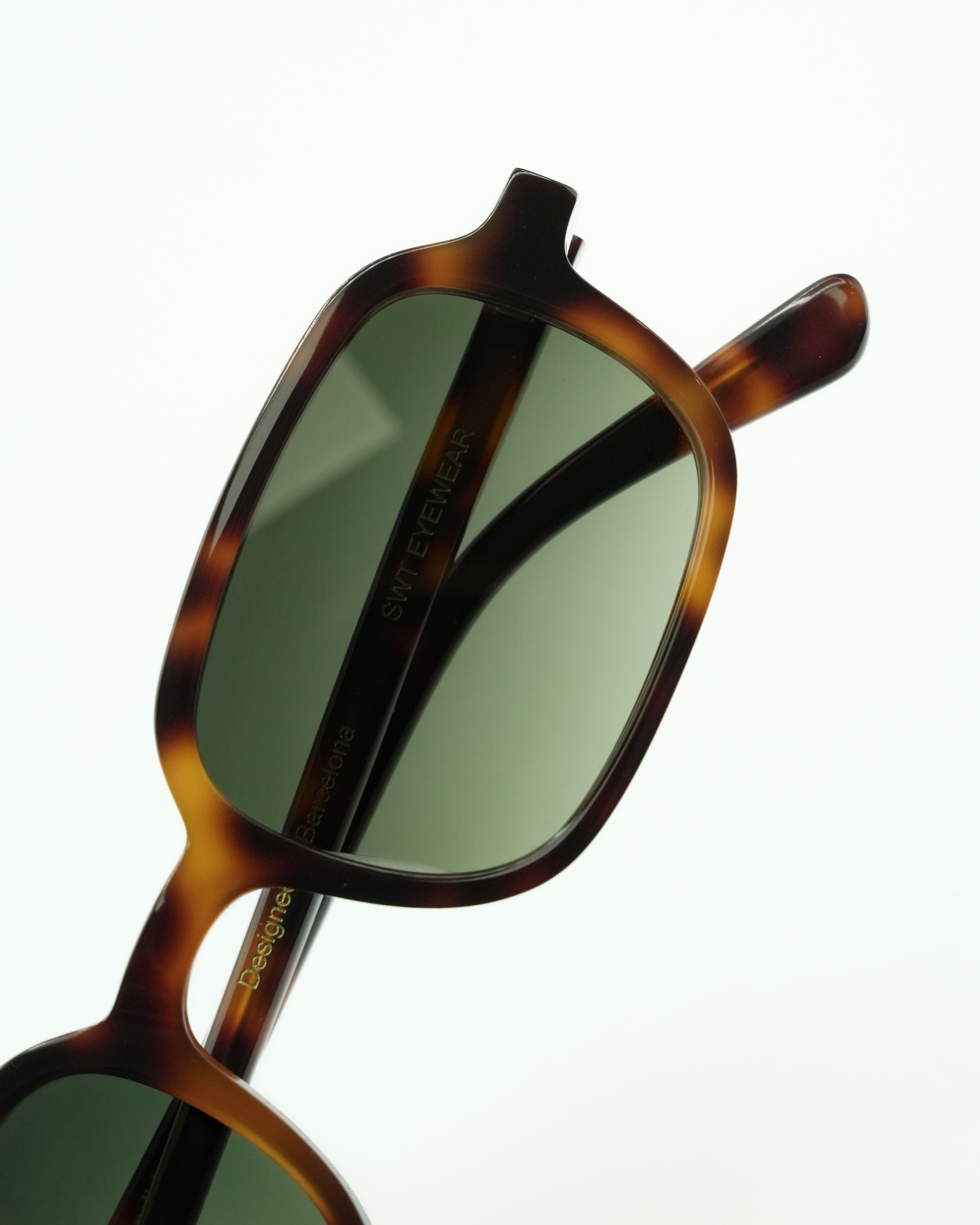 SWT Splendido rectangular sunglasses in dark tortoiseshell, front detail